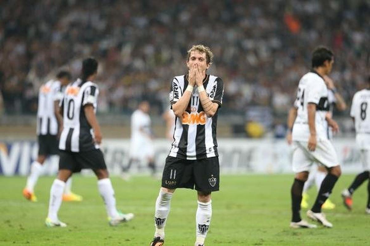 Imagens da partida final da Libertadores entre Atltico e Olimpia