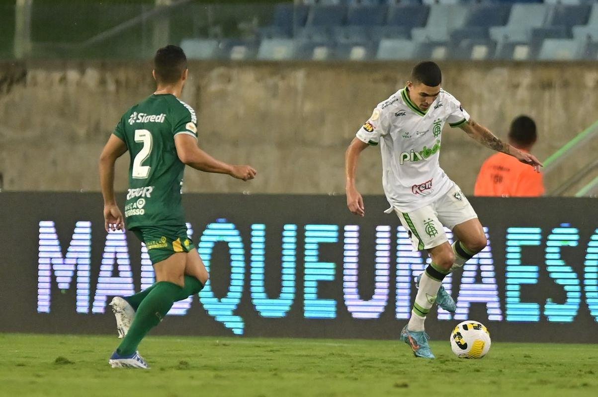 Fotos da partida entre Cuiab e Amrica, nesta quarta-feira (28/9), na Arena Pantanal, pela 28 rodada do Campeonato Brasileiro