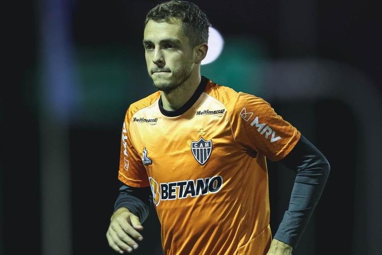 Tcnico Cuca comandou atividade do Atltico no CT da Conmebol no Paraguai 