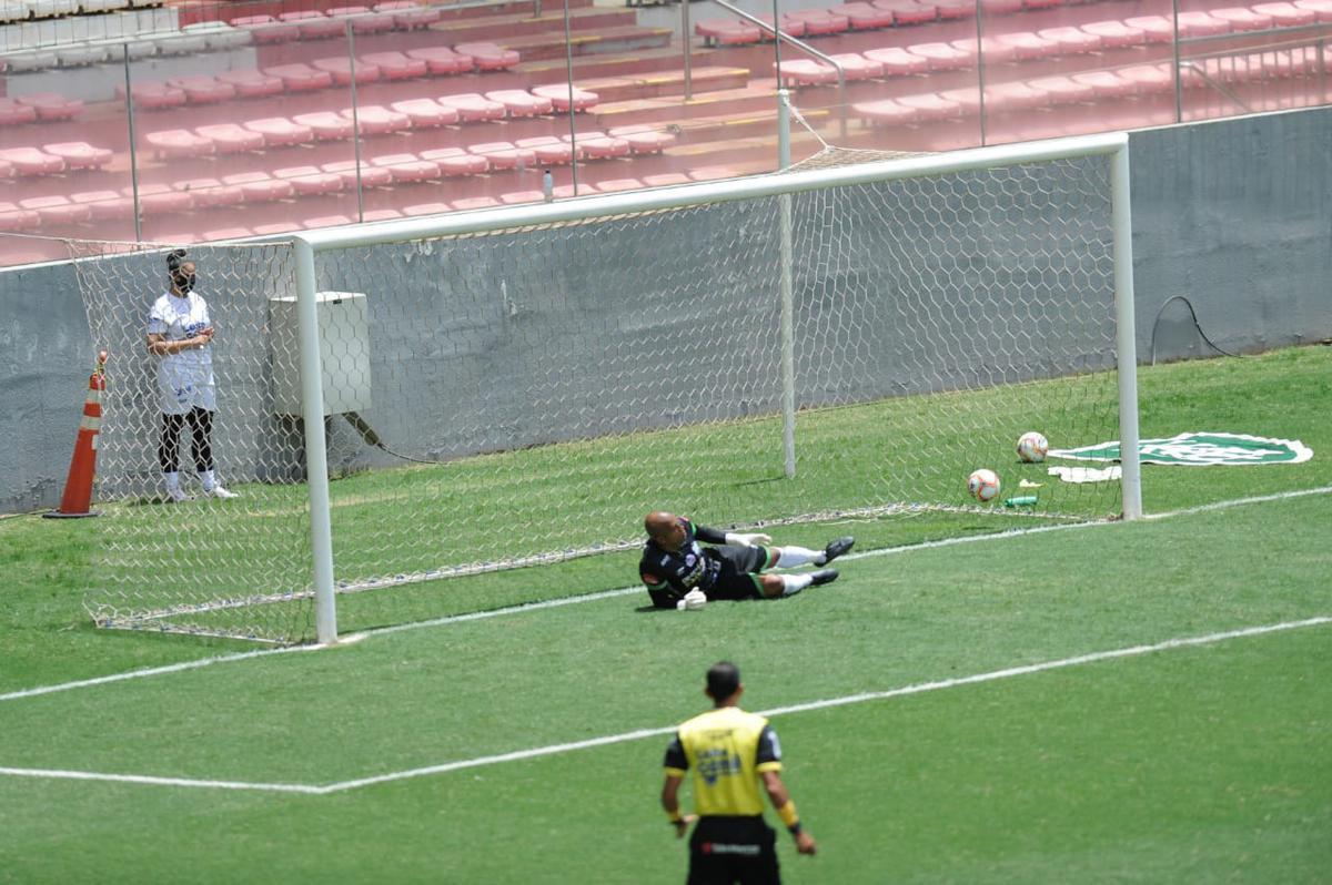 Fotos da vitria do Tombense sobre o Uberlndia pela final da Recopa Mineira