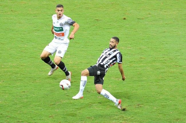 O Atltico recebeu o Athletic nesta tera-feira (15), no Mineiro, em Belo Horizonte. A partida, vlida pela 7 rodada do Campeonato Mineiro de 2022, marcou o centsimo jogo do goleiro Everson com a camisa do Galo.