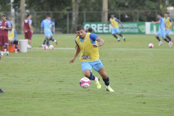 Imagens do treino do Cruzeiro nesta quarta-feira (14), antes do duelo contra o Patrocinense