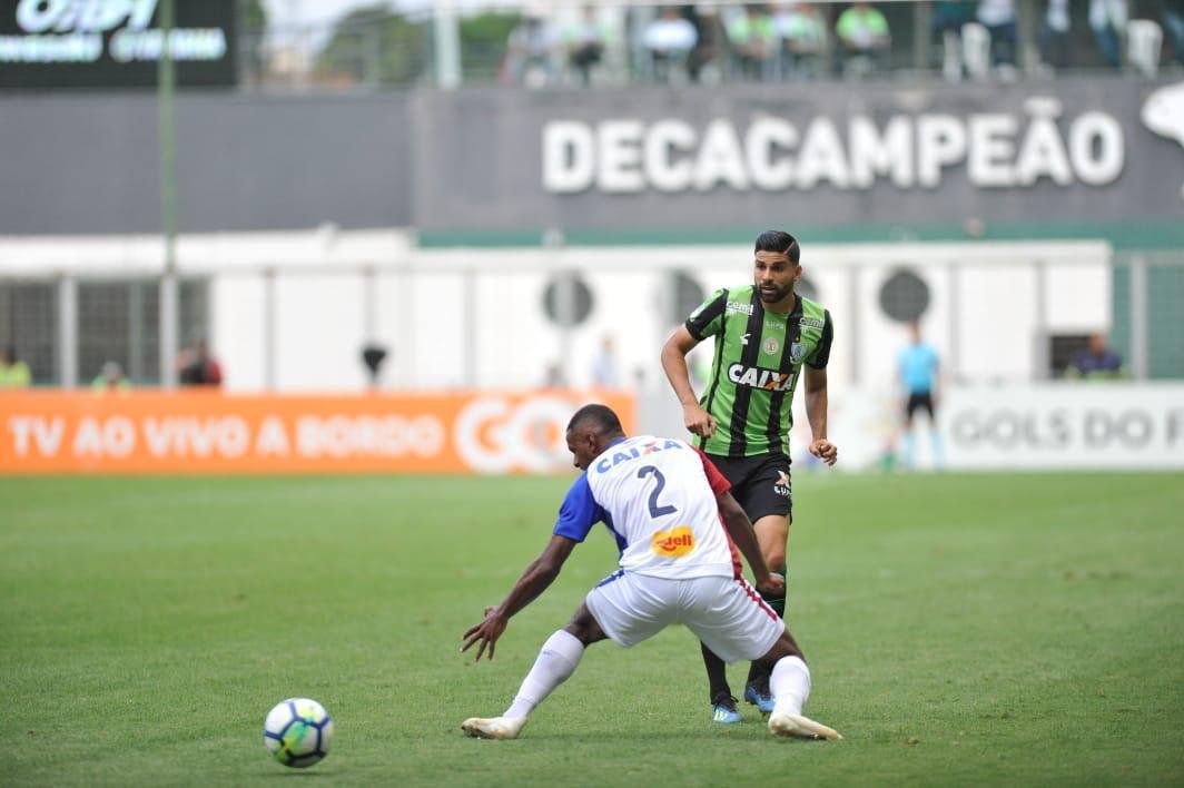 Equipes se enfrentaram na tarde deste sbado, pela 33 rodada da Srie A