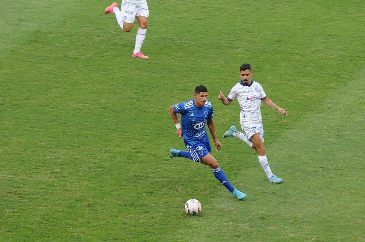 Fotos da partida entre Cruzeiro e Bahia, no Mineir�o, pela 20� rodada da S�rie B do Brasileiro