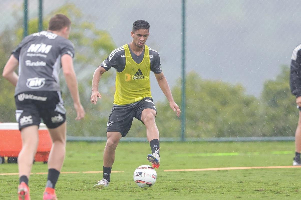 Treino do Atltico na Cidade do Galo, na manh desta tera-feira (24/1).