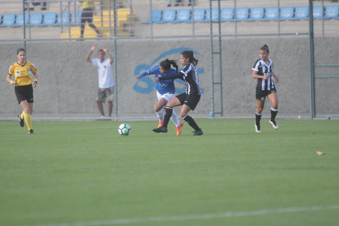 Cruzeiro e Cear se enfrentaram no Sesc, em Venda Nova, em Belo Horizonte