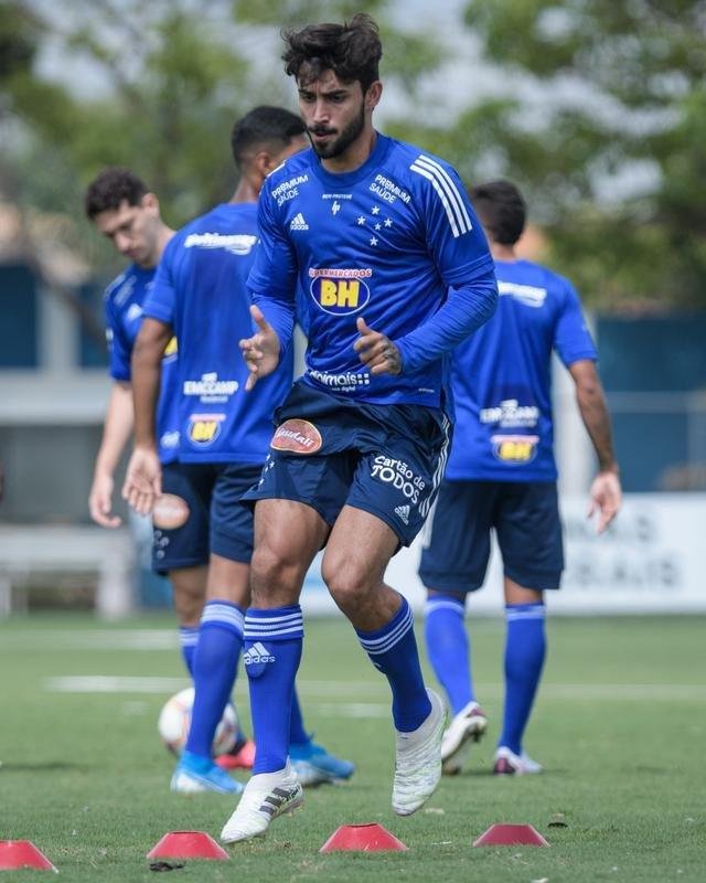 Fotos do primeiro treino de Rafael Sobis na volta ao Cruzeiro, nesta segunda