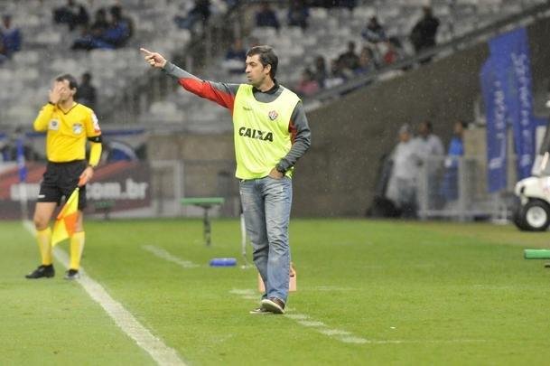 No segundo tempo, Fred marcou duas vezes e ampliou vantagem do Cruzeiro para 3 a 0