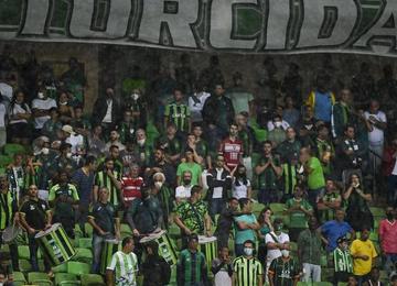 Em busca de acabar com o prejuízo em bilheteria no Independência, o América abriu o setor 'Especial Ismênia' para a torcida do Corinthians, neste domingo