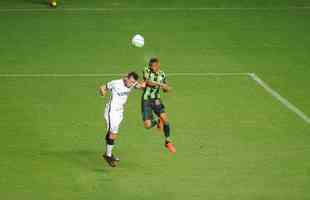 Fotos do jogo entre Amrica e Corinthians, no Independncia, em Belo Horizonte, pelas oitavas de final da Copa do Brasil