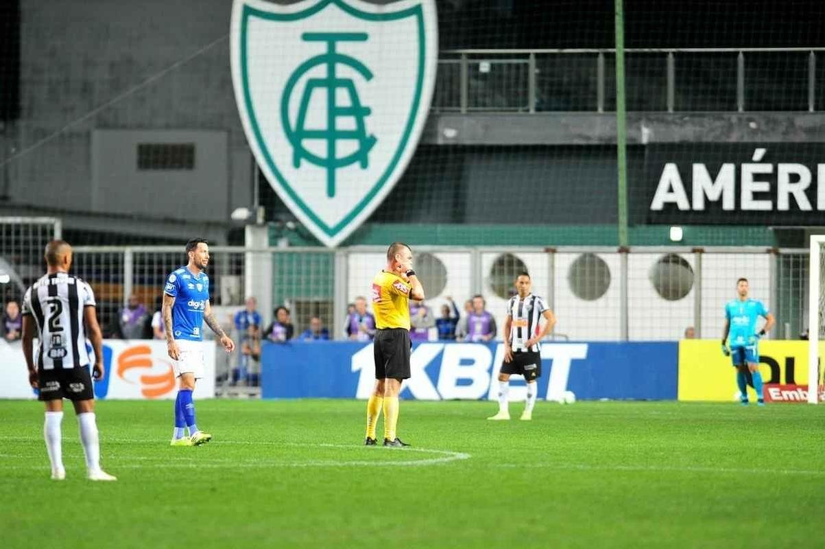 Atltico e Cruzeiro se enfrentaram em jogo do Brasileiro