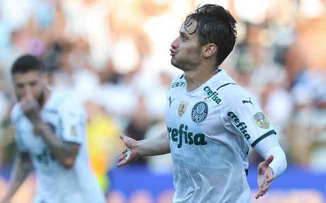 Veiga  o principal destaque do Palmeiras na temporada