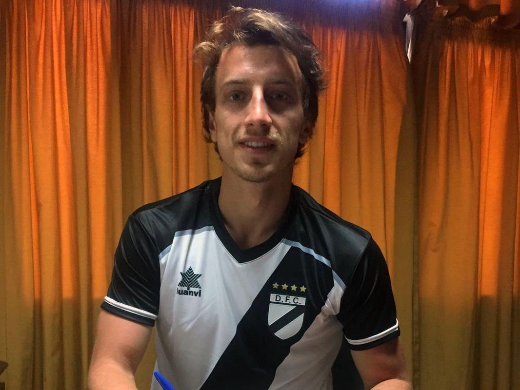 11 - Leandro Onetto: ponta de 22 anos foi recm-contratado pelo Danubio. Antes, jogava pelo Progreso.