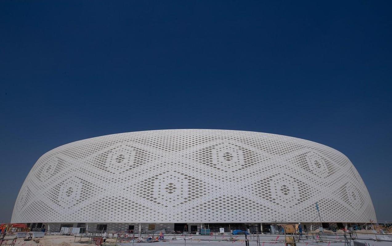 Estdio Al Thumama: arena da Copa tem capacidade para 40 mil torcedores e fica em Doha, capital do Catar. Foi projetado por pessoas nascidas no pas e reflete tradio familiar catari
