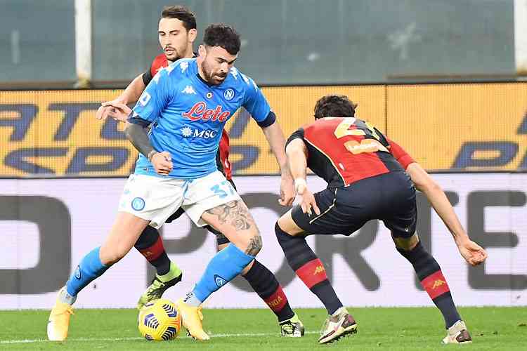 Napoli arranca empate com Genoa e entra no G4Jogada 10