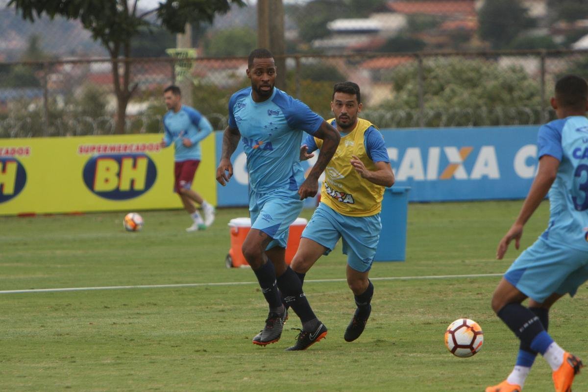 Imagens do treino do Cruzeiro neste domingo (20/05/2018)