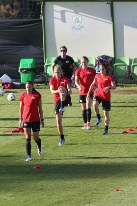 Treino bastante descontrado da Seleo Norte-Americana Feminina de Futebol no CT do Amrica, em BH