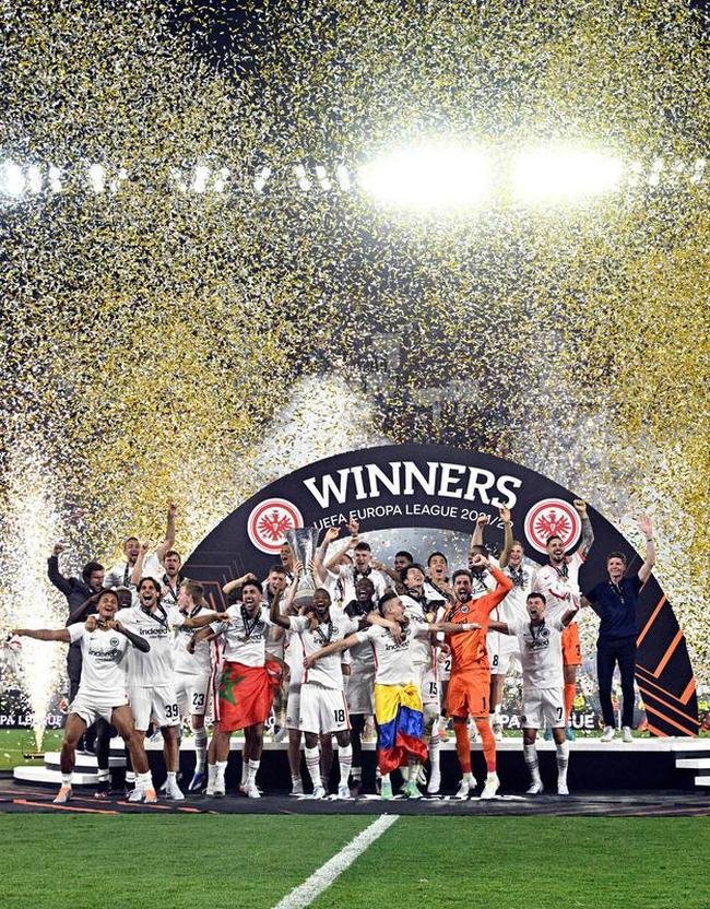 Eintracht bate o Rangers nos pnaltis, em Sevilla, e fatura a Liga Europa 