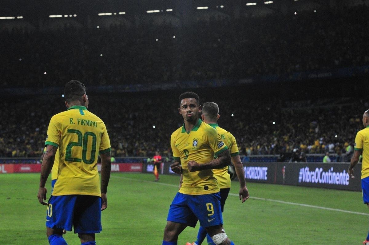 Fotos da vitria do Brasil sobre a Argentina, por 2 a 0, no Mineiro, pela semifinal da Copa Amrica; Gabriel Jesus e Firmino marcaram os gols da seleo em BH