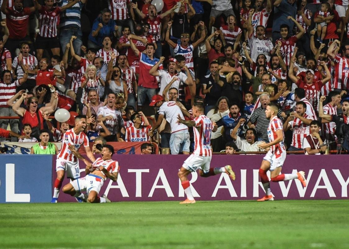 Galo foi batido pelo Unin em Santa F, na Argentina