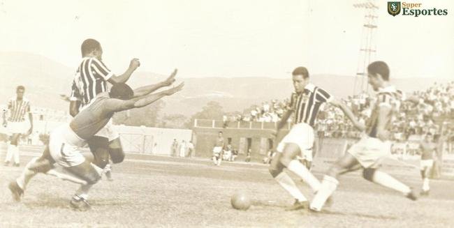 Clssico no Estdio Independncia em 1962