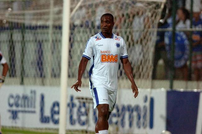 10º: Gilberto (3 gols)