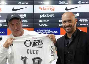 Dirigente do Corinthians sai em defesa do treinador