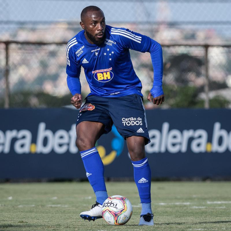 Cruzeiro treinou na tarde desta terça-feira (1/12), na Toca da Raposa II, e encerrou sua preparação para enfrentar o América, no Independência, pela 25ª rodada da Série B