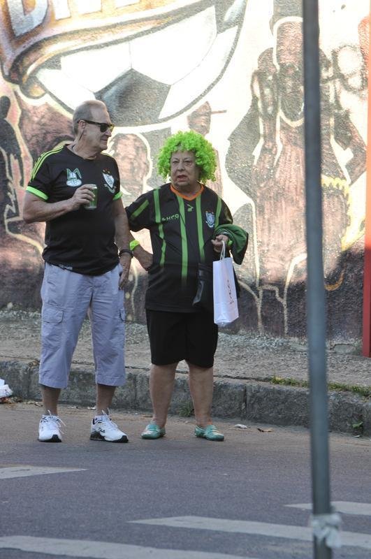 Torcida alviverde compareceu ao Independncia para a estreia do Coelho na temporada