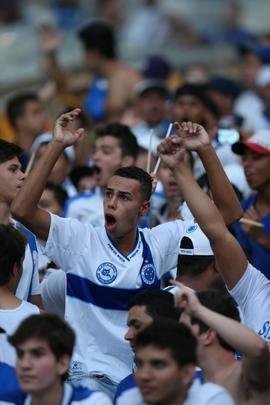 Imagens da torcida do Cruzeiro, no Mineiro, para o jogo com o Atltico-PR