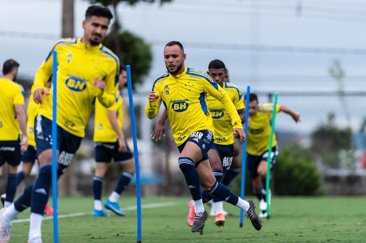Fotos do treino do Cruzeiro nesta quarta-feira (20/10) na Toca II