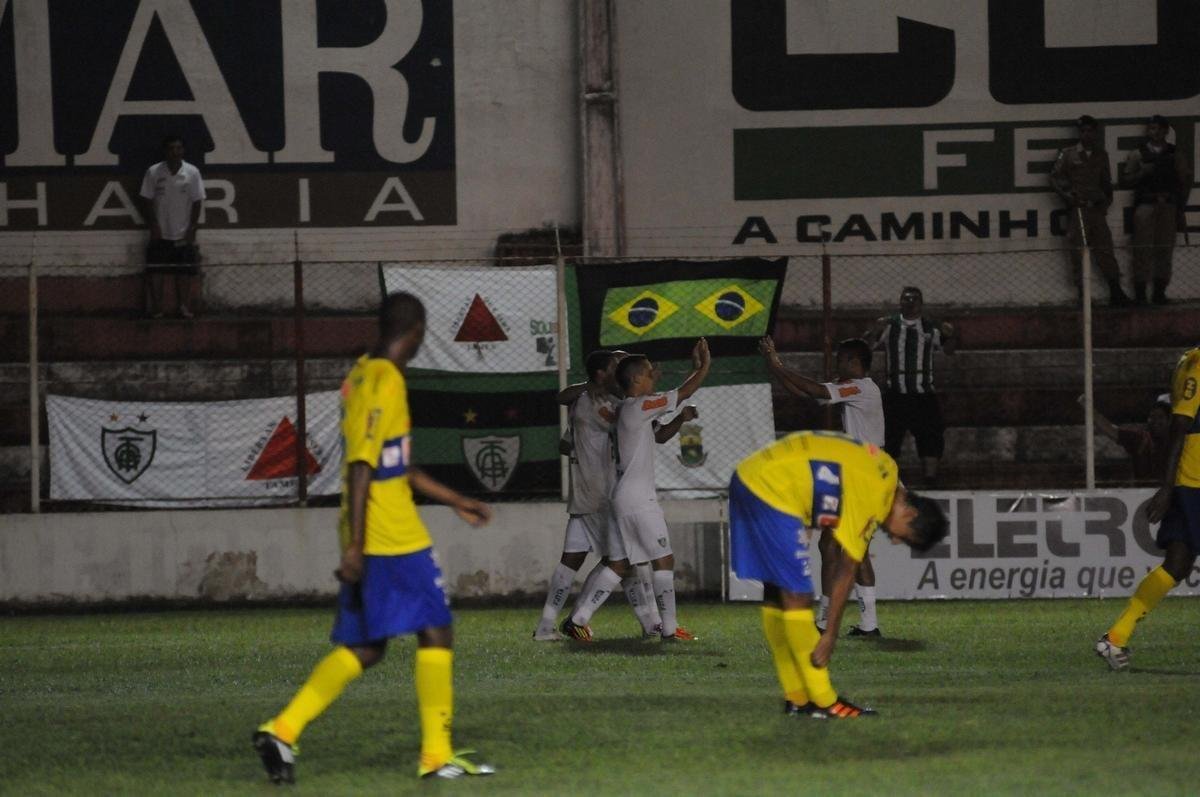 Amrica bateu o Nacional de Nova Serrana por 4 a 2, pela 6 rodada do Estadual em 2012