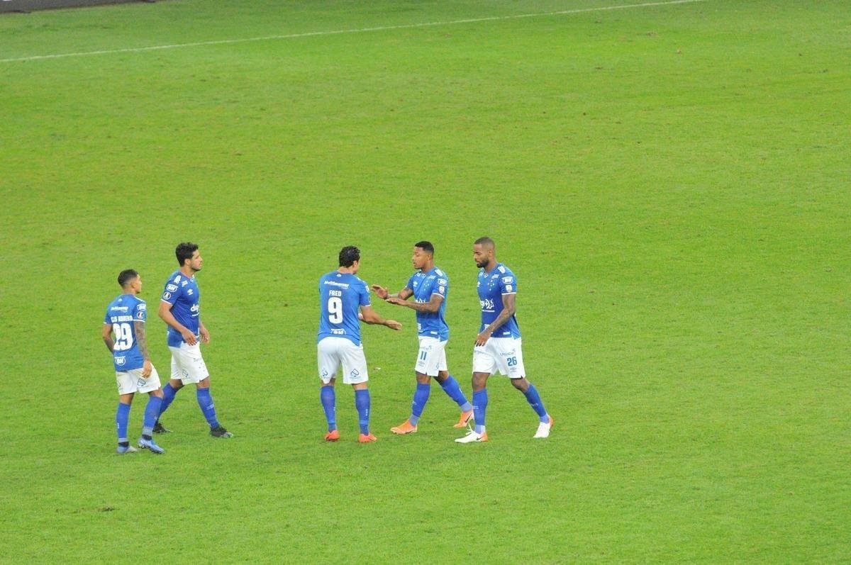 River derrotou Cruzeiro por 4 a 2 nos pnaltis, no Mineiro, e avanou s quartas de final da Libertadores