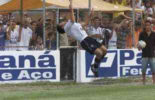 23 - Alessandro - 2003 - 21 jogos / 6 gols - 0,28 por jogo
