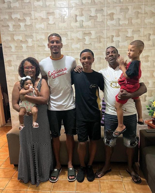 Adriano, volante do Cruzeiro