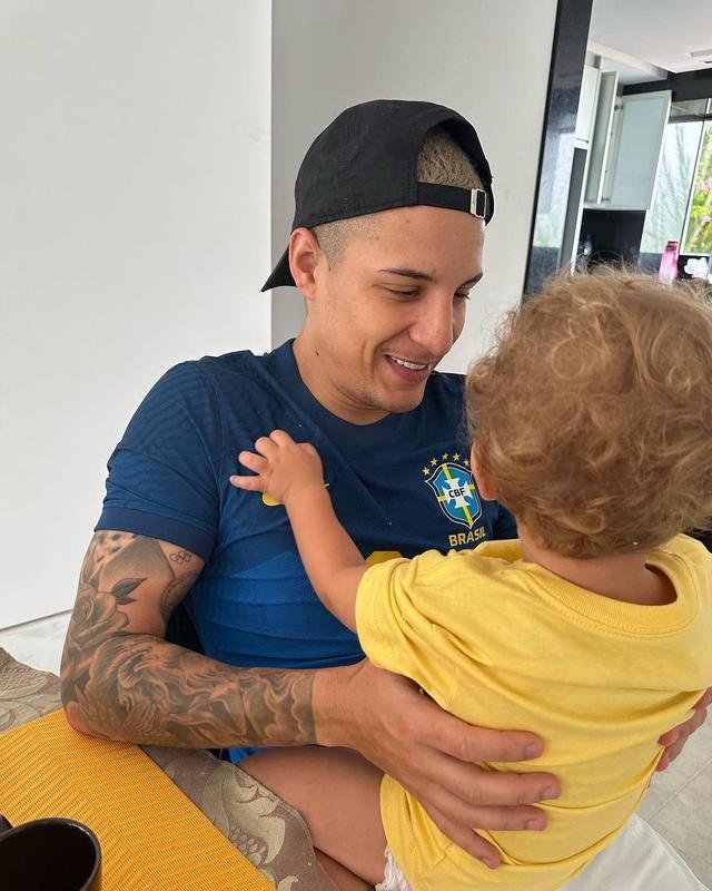 Arana passa frias em BH com a famlia