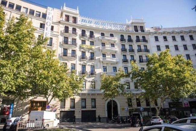 Prdio de Madri onde fica a Tara Sports Sociedad Limitada, empresa pela qual Ronaldo se tornou scio majoritrio do Real Valladolid e do Cruzeiro