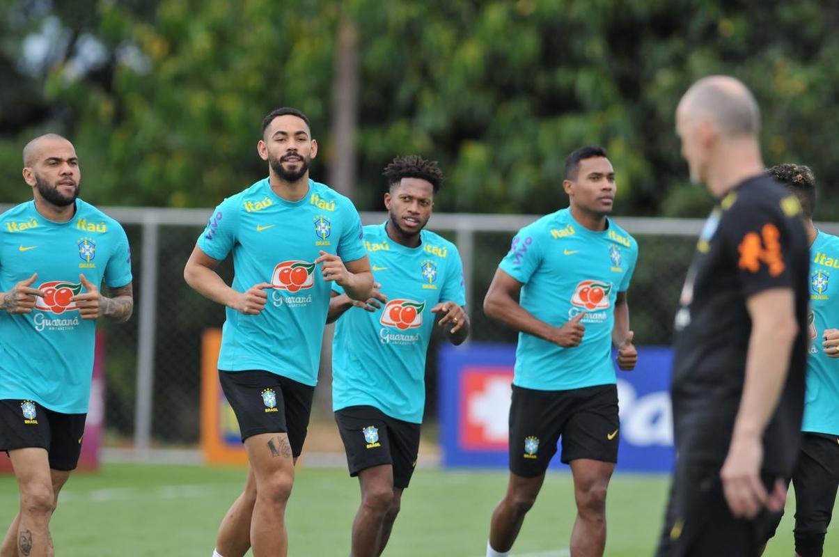 Seleo Brasileira realizou treinamento na tarde deste sbado (29/1) na Toca da Raposa II