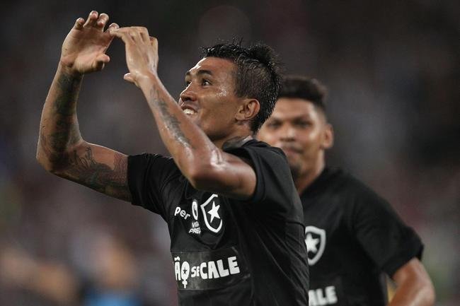 Kieza, atacante, contratado no perodo em que Conceio treinou o Botafogo