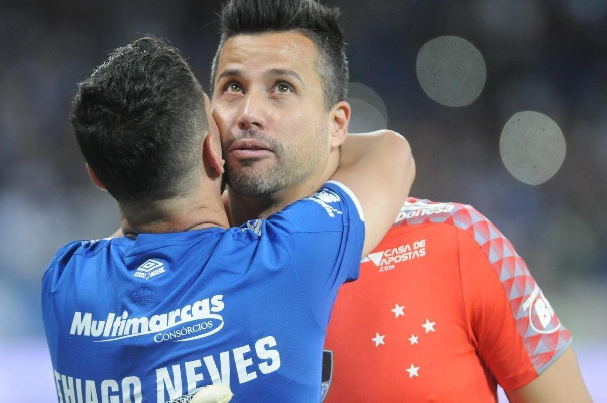 Depois de empate por 2 a 2 no tempo normal, Cruzeiro derrotou Fluminense por 3 a 1 nos pnaltis e avanou s quartas de final da Copa do Brasil. Fbio pegou uma cobrana; Sass, Pedro Rocha e Thiago Neves converteram para a Raposa