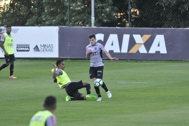 Com Fred em campo, jogadores do Atltico se reapresentaram na tarde desta segunda-feira