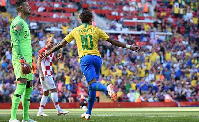 Amistoso Brasil x Croácia antes da Copa