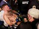 Aps fraturar tbia, McGregor provoca rival e promete voltar melhor ao UFC