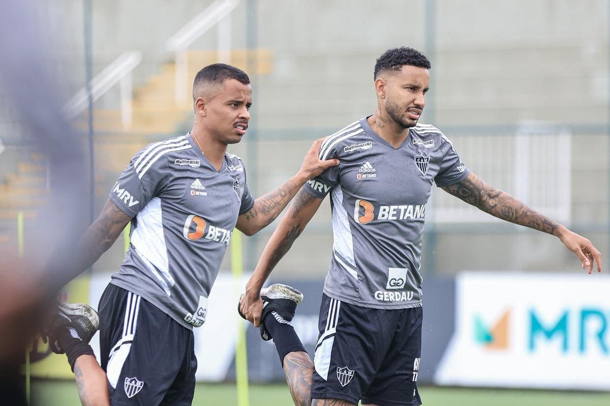 Veja fotos do primeiro dia de pr-temporada do Atltico