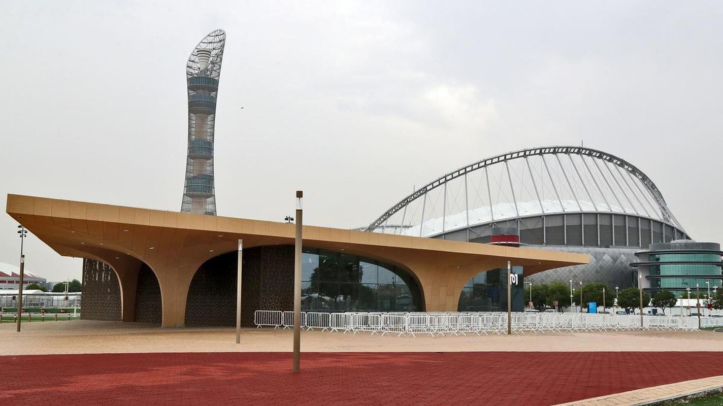 Estdio Internacional Khalifa: inaugurada em 1976, arena em Doha recebeu vrios eventos esportivos internacionais importantes e foi remodelada para o Mundial do Catar
