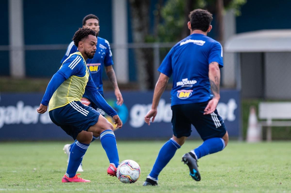 Imagens do primeiro treino do Cruzeiro antes do jogo contra o Cuiabá, pela Série B do Campeonato Brasileiro