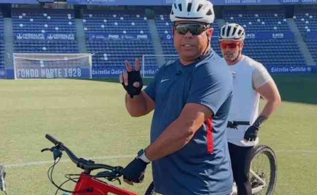 Entrenador del Cruzeiro, Ronaldo empieza a pagar su promesa ciclista en España