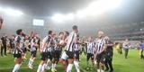 Festa do Atl�tico no Mineir�o pela conquista do tricampeonato mineiro. Galo derrotou o Cruzeiro por 3 a 1 na final �nica do estadual. Gols foram de Hulk (2) e Nacho