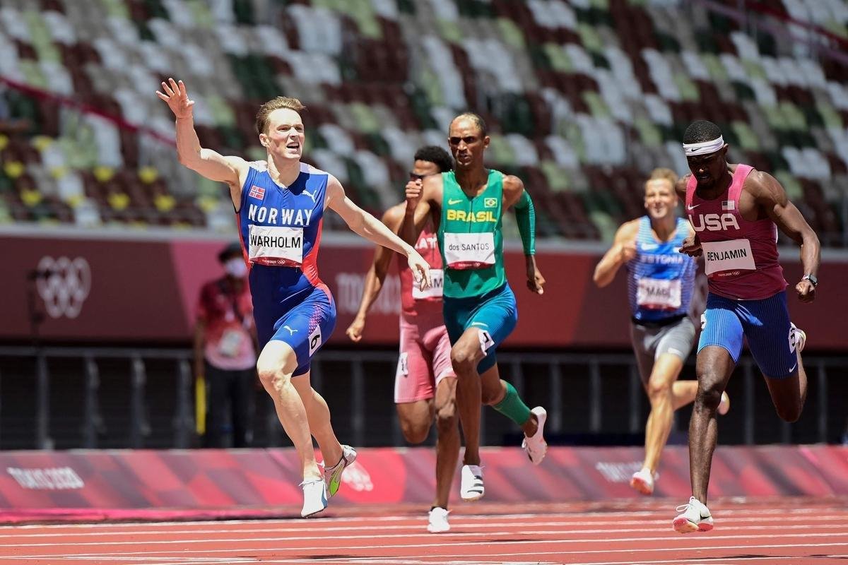 Alisson dos Santos conquistou bronze nos 400m com barreira em Tquio; veja a festa do Piu, o Malvado