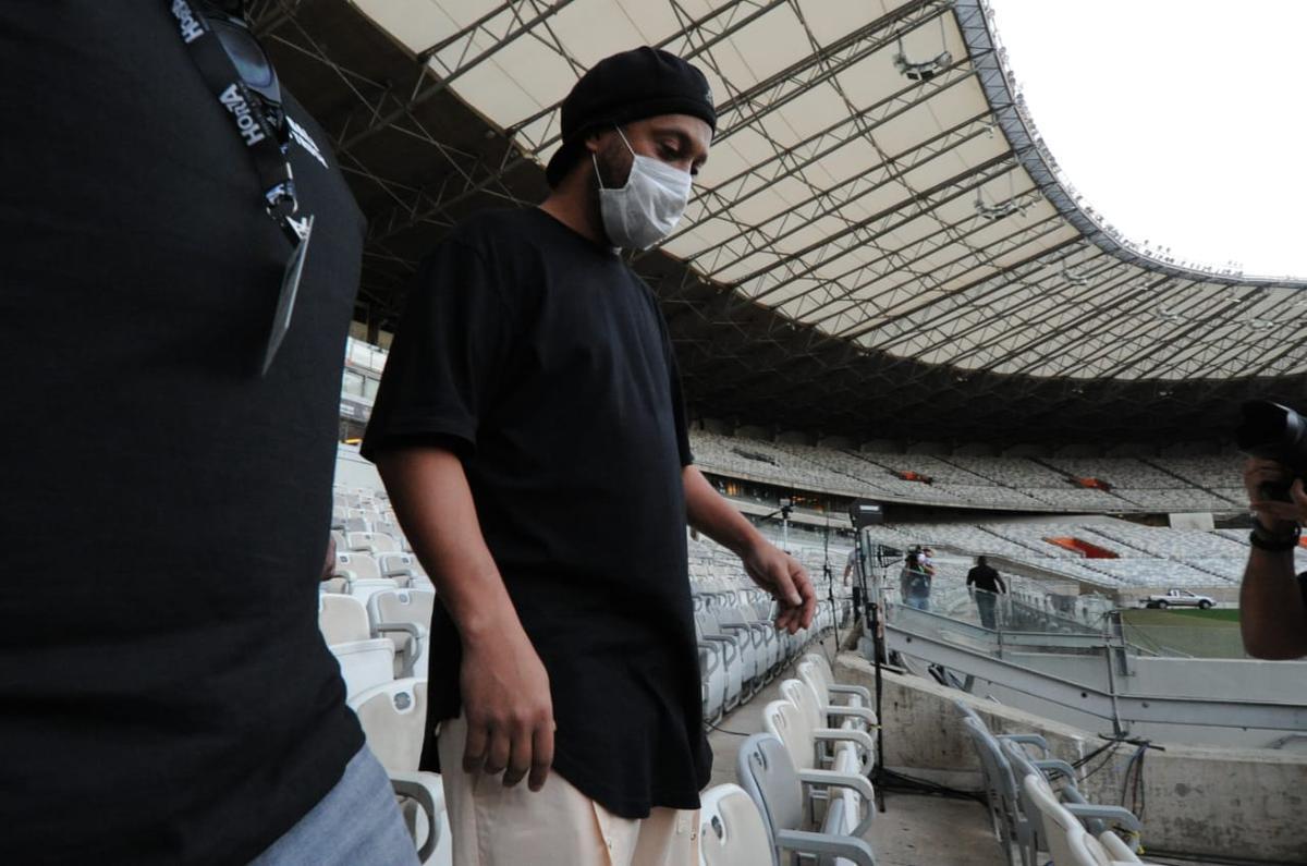 Ronaldinho participou de evento de patrocinador do Atltico no Mineiro e encontrou com jogadores da atualidade, como Rafael e Marquinhos, e dolos do passado, casos de Reinaldo, der Aleixo e Dad Maravilha